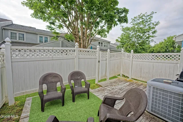 $270,000 | 11 Fox Hollow Square, Cohoes, NY 12047