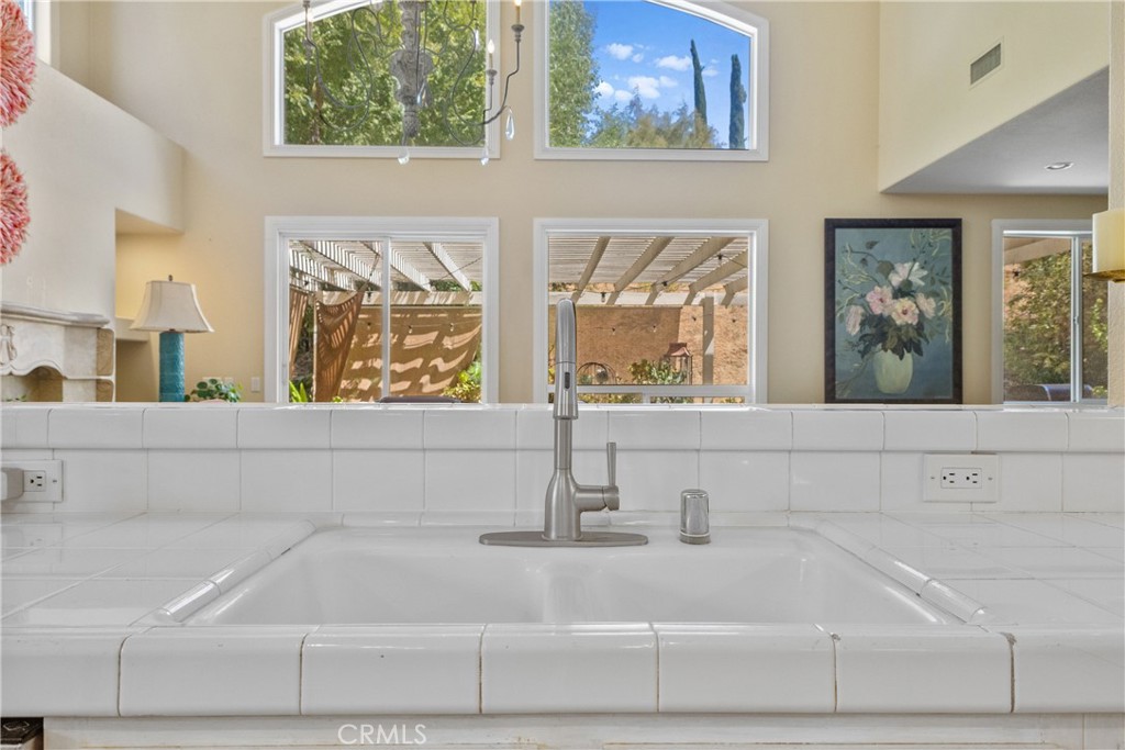 25960 Schafer Drive Murrieta, CA 92563 - Photo 30 of 46 a bathroom with mirror and window