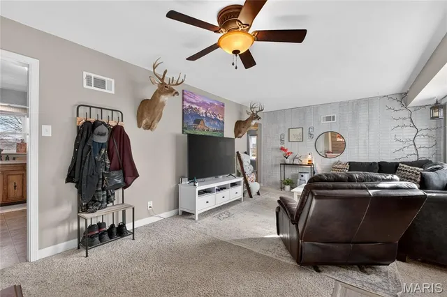 $270,000 | 2018 West Adams Street, St. Charles, MO 63301