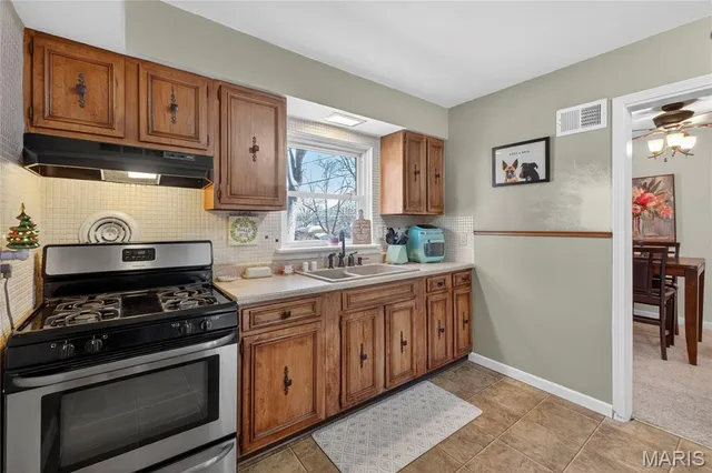 $270,000 | 2018 West Adams Street, St. Charles, MO 63301