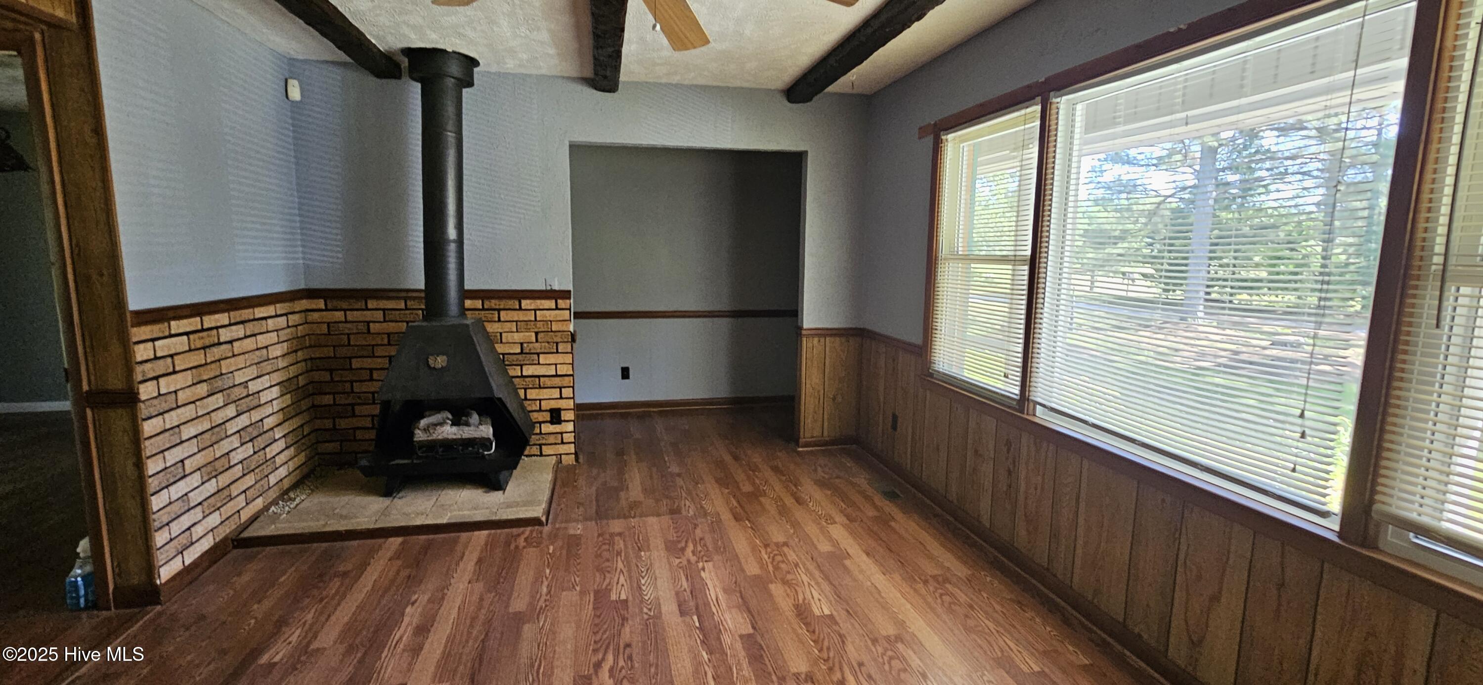 809 North Broad Street Roseboro, NC 28382 - Photo 6 of 17 20250428_110729