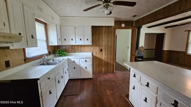 $174,000 | 809 North Broad Street, Roseboro, NC 28382