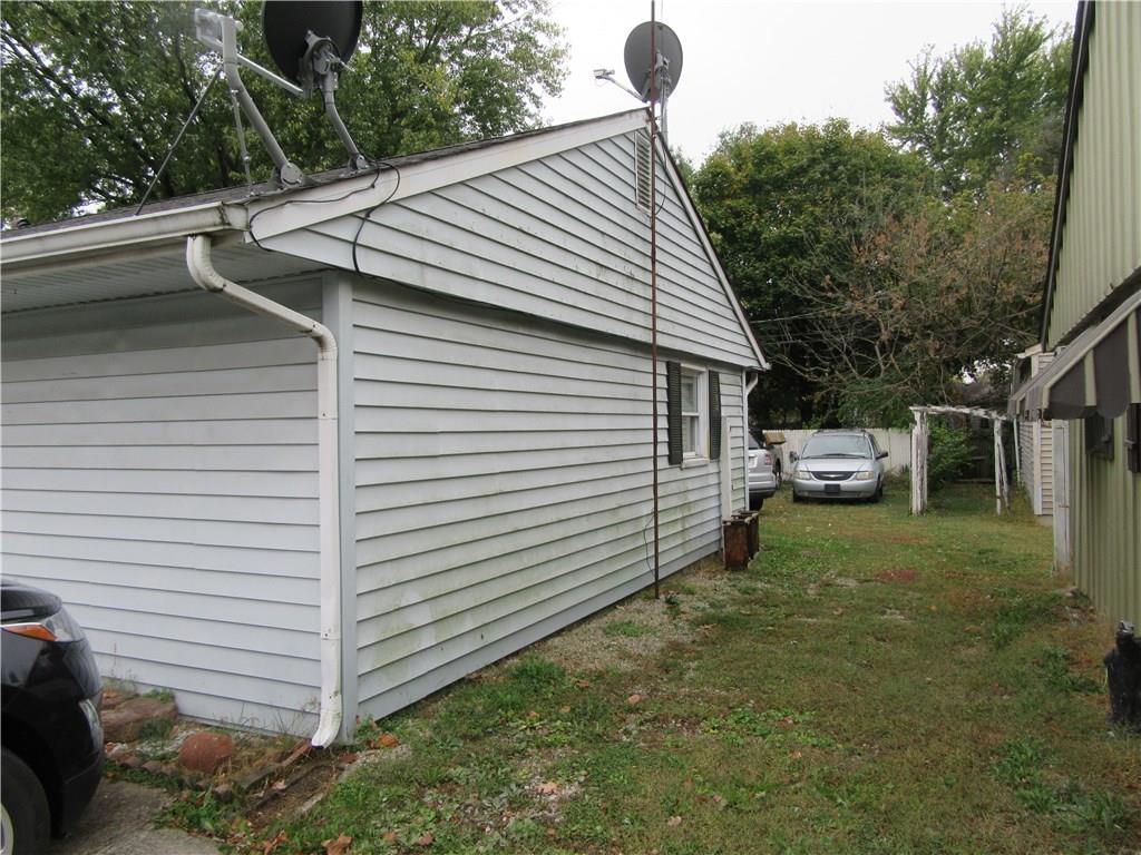1480 Roberts Road Franklin, IN 46131 - Photo 2 of 3 Gallery Image 2