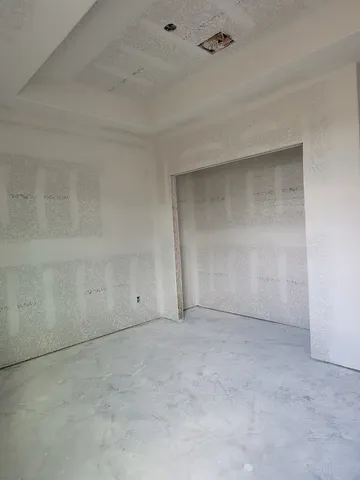 a view of a yard in front of a house