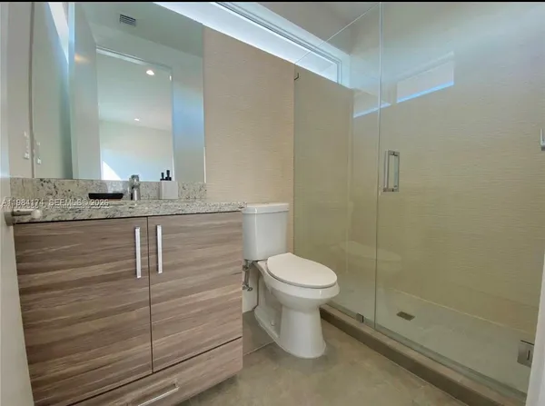 $6,000 | 3653 Southwest 25th Street, Unit 3653, Miami, FL 33133