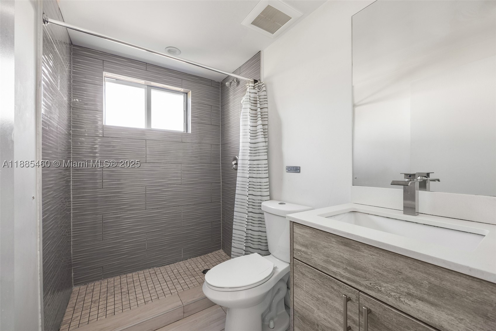 Undisclosed Address Hallandale, FL 33009 - Photo 17 of 22 Gallery Image 17