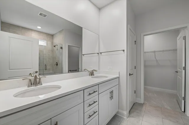 $499,900 | 1117 Black Cherry Drive, Crystal Lake, IL 60012