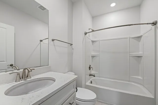 $499,900 | 1117 Black Cherry Drive, Crystal Lake, IL 60012