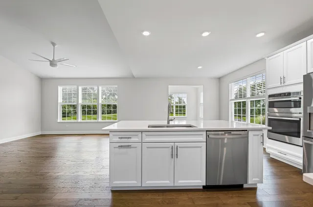 $499,900 | 1117 Black Cherry Drive, Crystal Lake, IL 60012