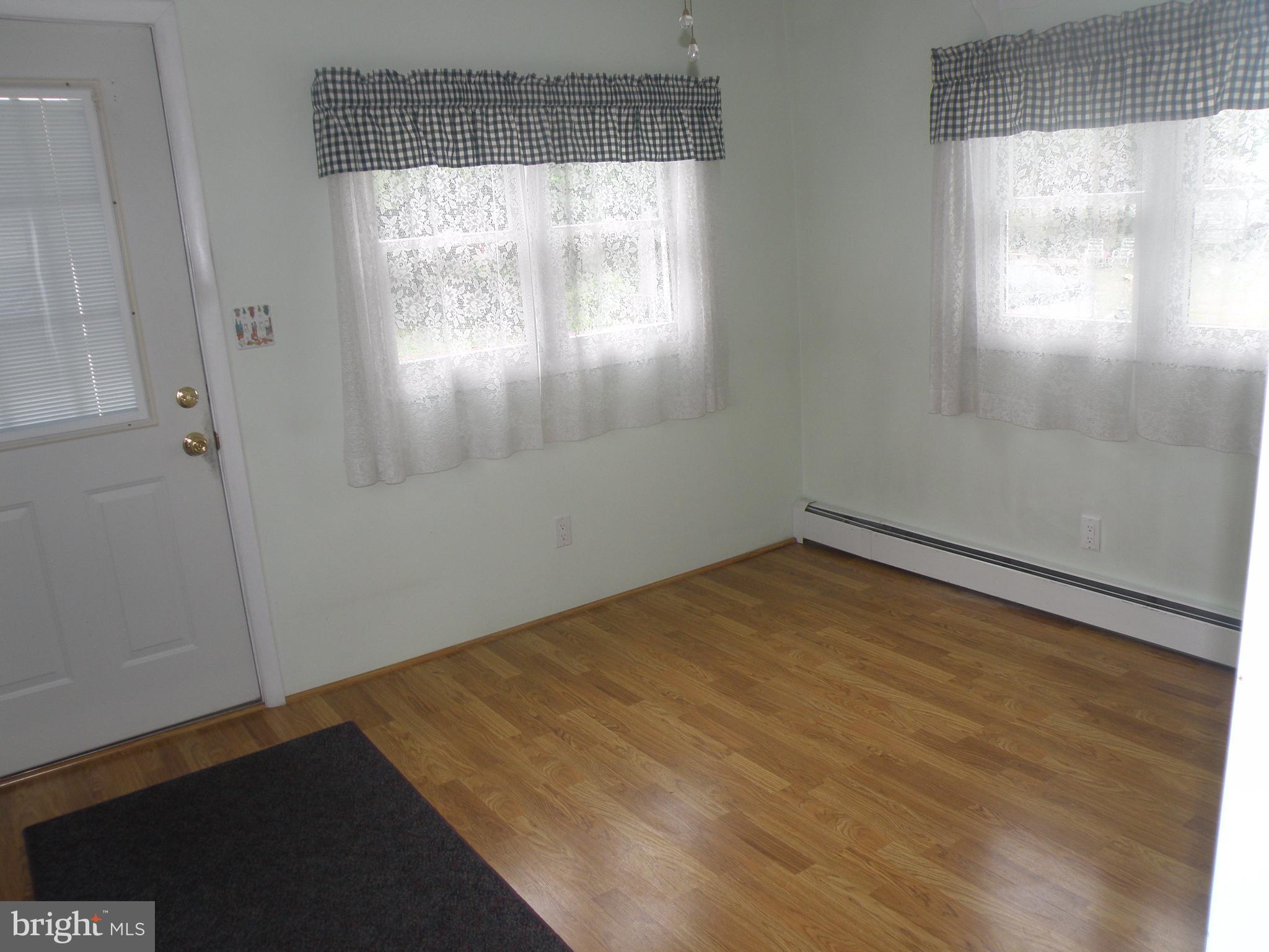 904 Martin Road Baltimore, MD 21221 - Photo 13 of 20 Rear Entree