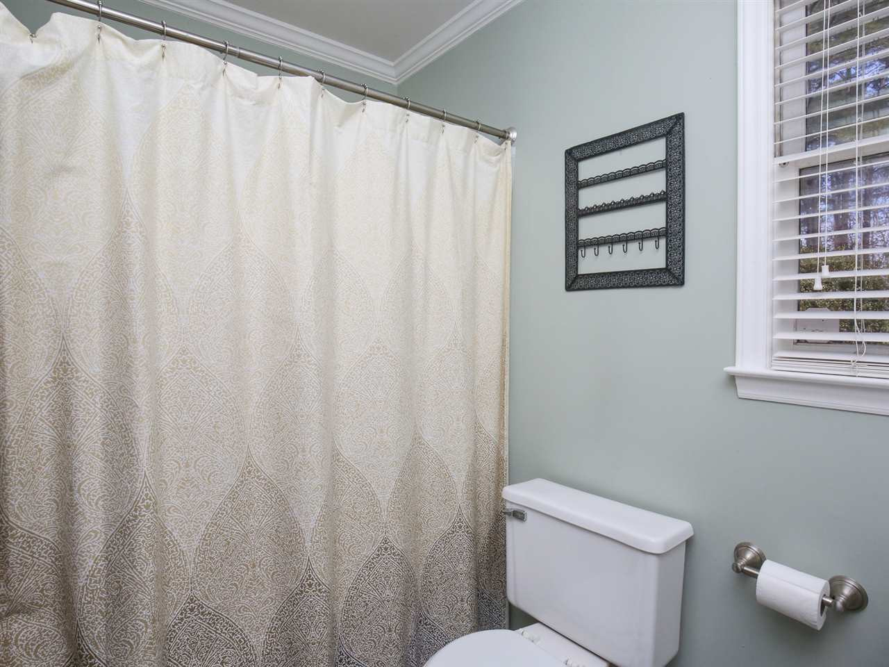 1811 Southview Road Durham, NC 27703 - Photo 20 of 30 Master Bathroom