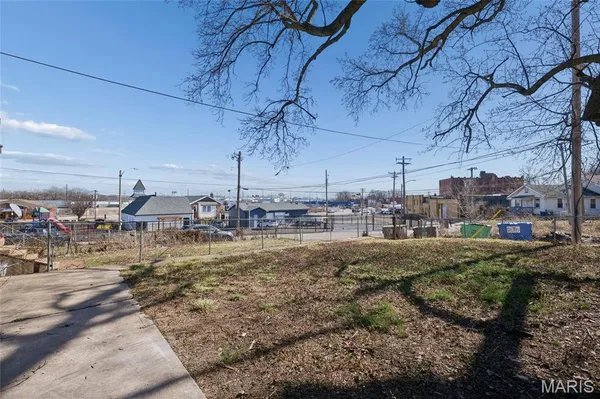 $1,600 | 816 McLaran Avenue, St. Louis, MO 63147