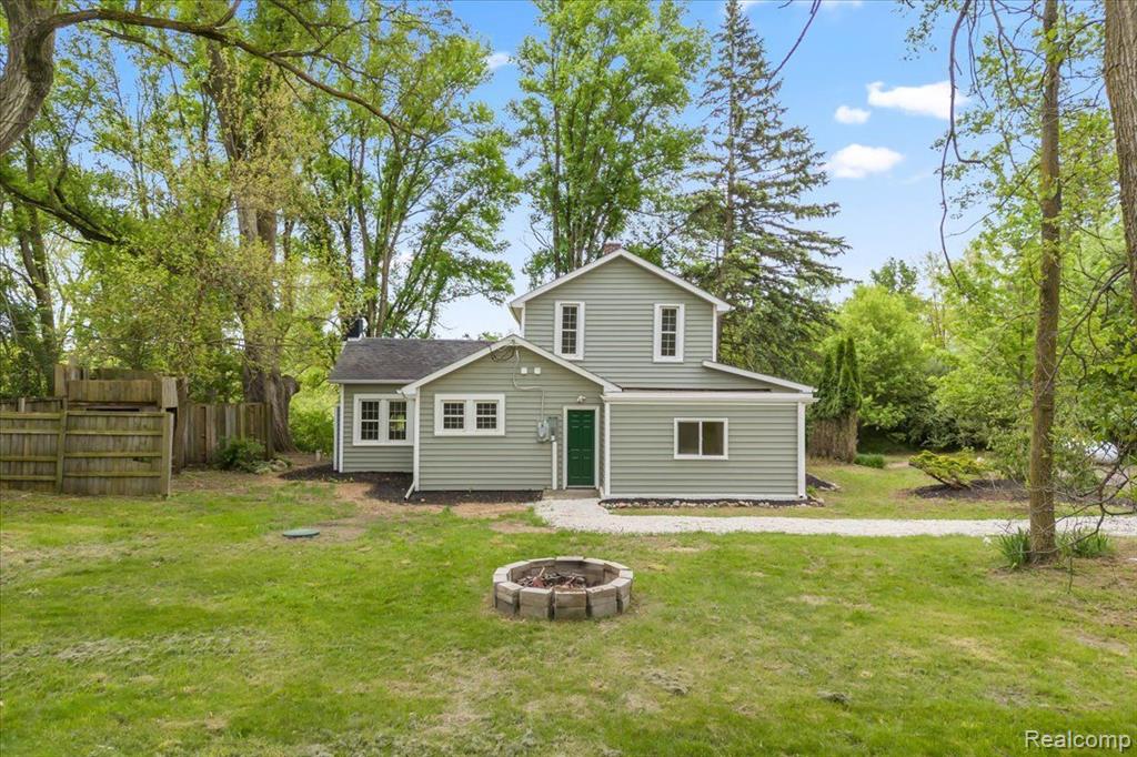10820 Cedar Lake Road Pinckney, MI 48169 - Photo 23 of 29