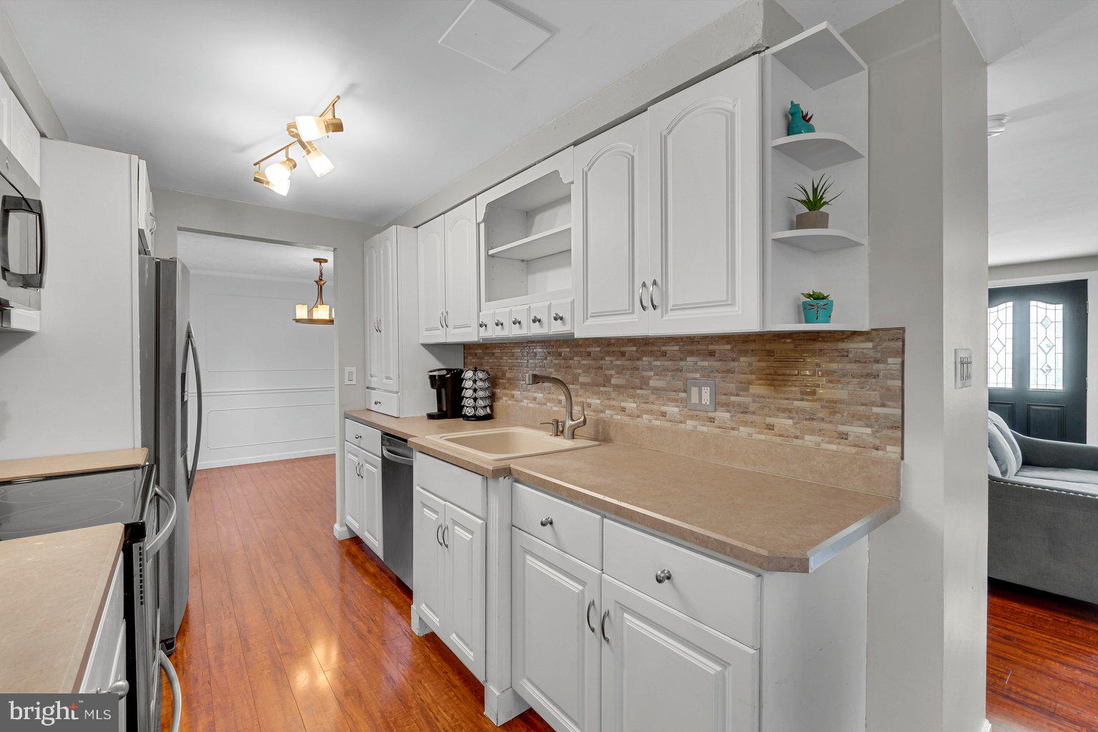 8640 Saxon Circle Nottingham, MD 21236 - Photo 14 of 47