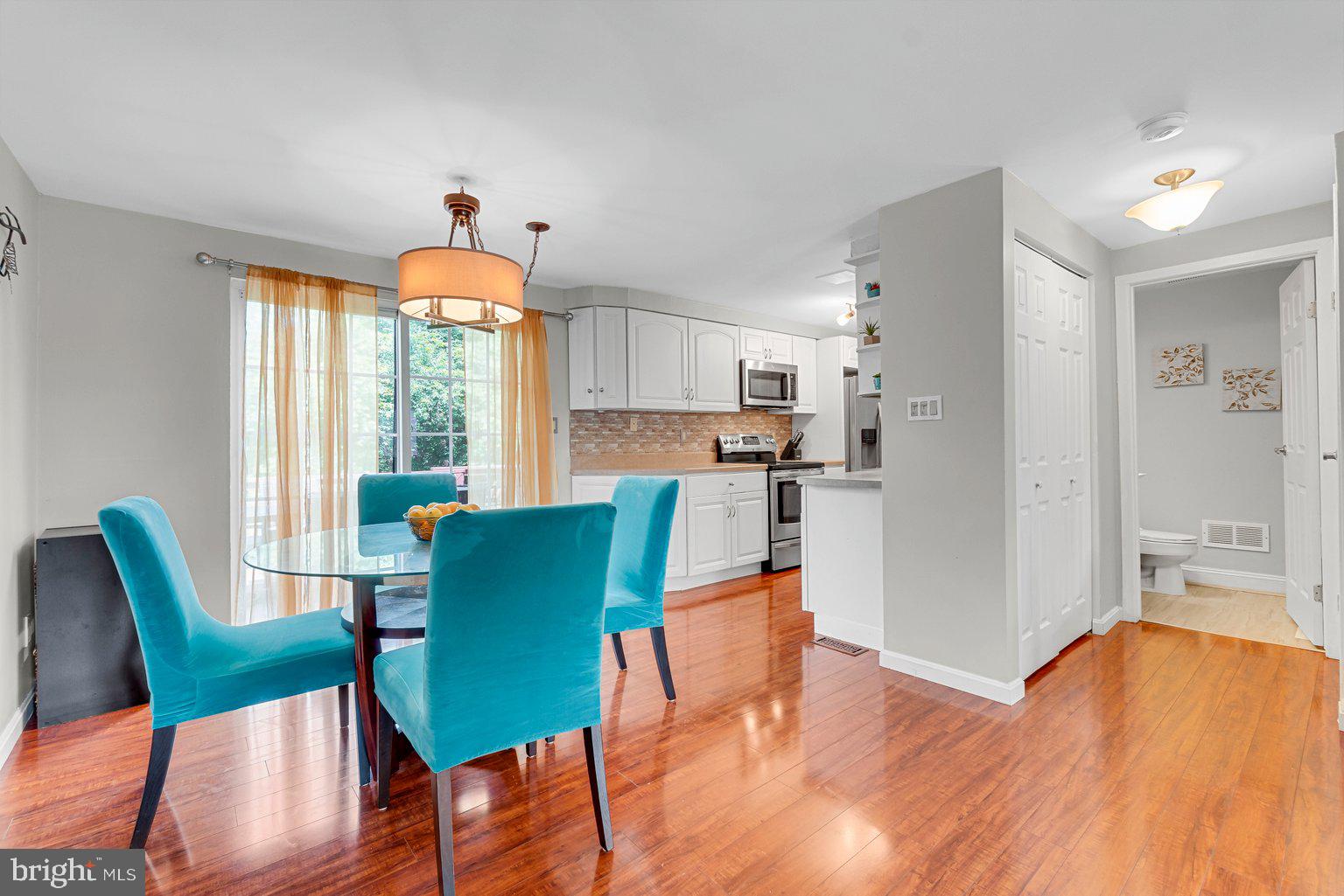 8640 Saxon Circle Nottingham, MD 21236 - Photo 8 of 47