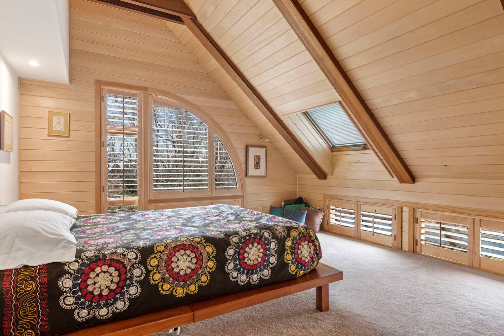 40 Sayre's Path Wainscott, NY 11975 - Photo 4 of 14 a bedroom with a bed and a window