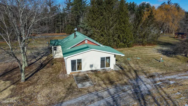 $194,800 | 410 Highway 30, Gilboa, NY 12076