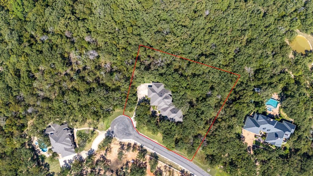 10072 Bluffview Circle Pilot Point, TX 76258 - Photo 36 of 38 Aerial view of property and surrounding area featuring property parcel outlined