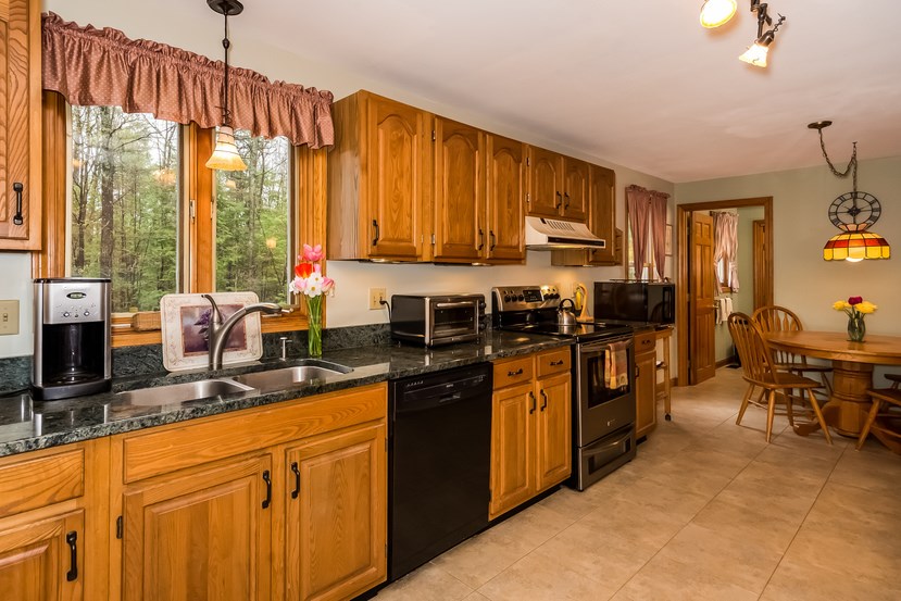 23 Timmins Road Bow, NH 03304 - Photo 2 of 37