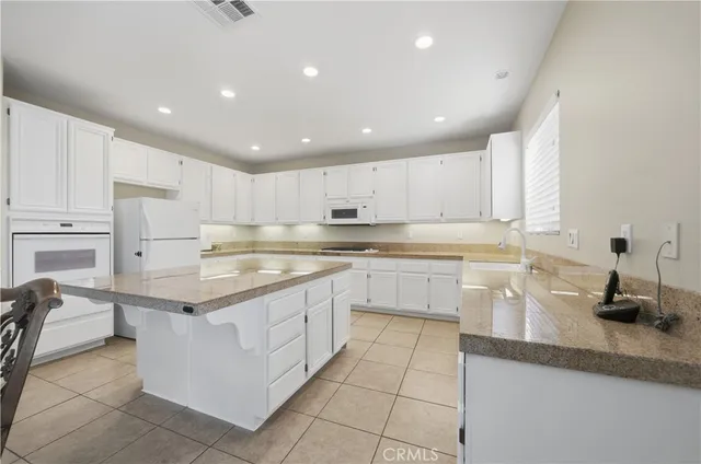 $800,000 | 36050 Redgrave Way, Murrieta, CA 92562