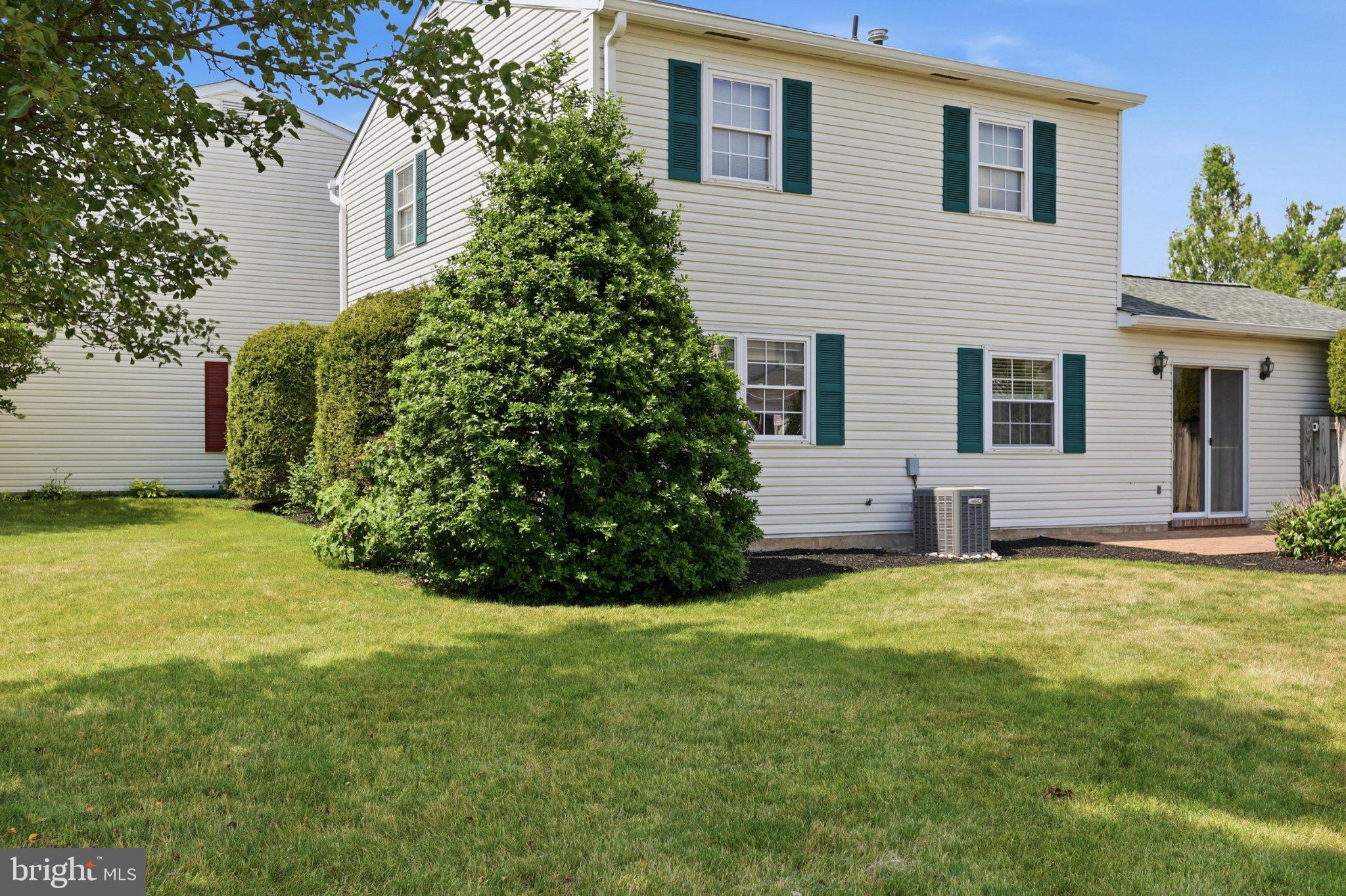 1725 Rosedale Court Lansdale, PA 19446 - Photo 5 of 25