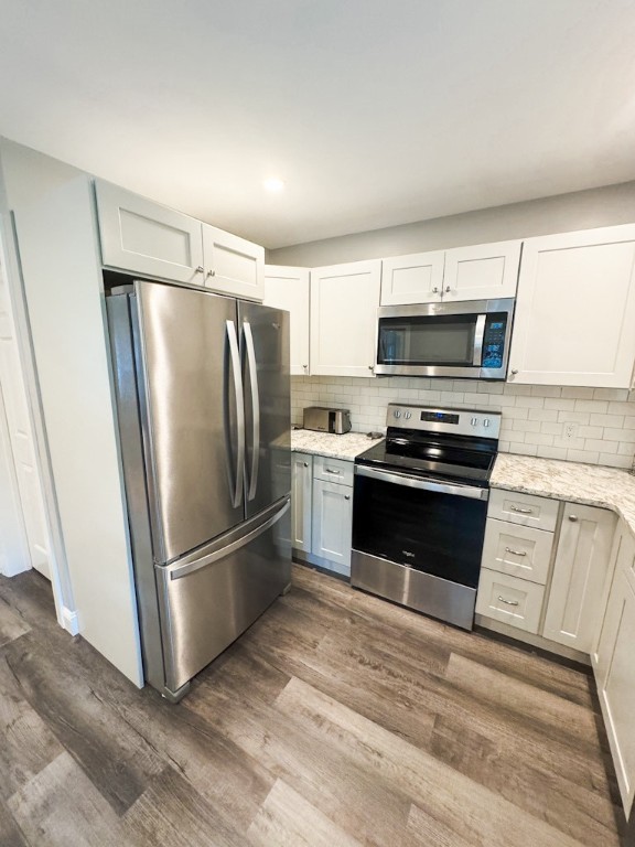 28 Whipple Avenue Westerly, RI 02891 - Photo 14 of 47