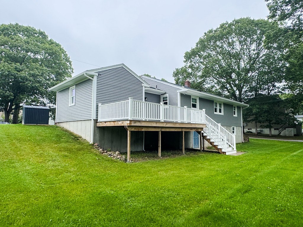 28 Whipple Avenue Westerly, RI 02891 - Photo 33 of 47