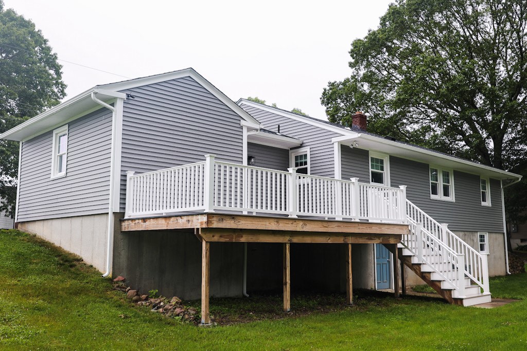 28 Whipple Avenue Westerly, RI 02891 - Photo 34 of 47