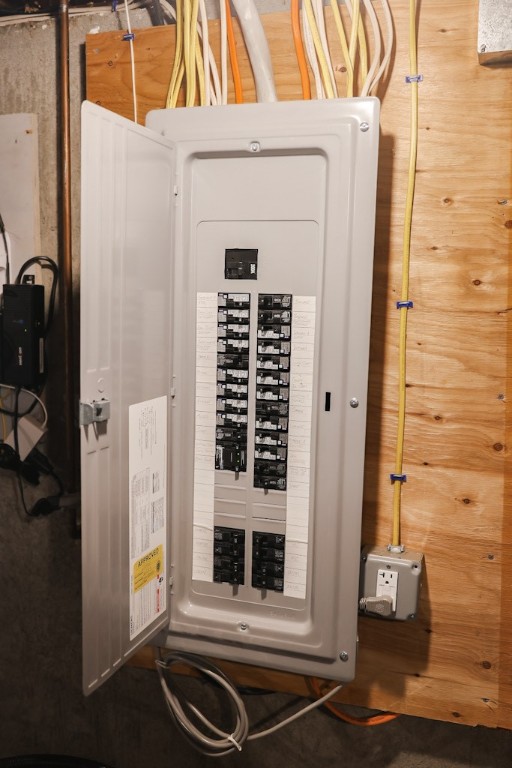 28 Whipple Avenue Westerly, RI 02891 - Photo 40 of 47