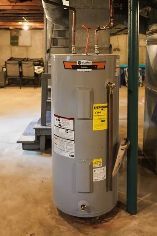 $599,999 | 28 Whipple Avenue, Westerly, RI 02891