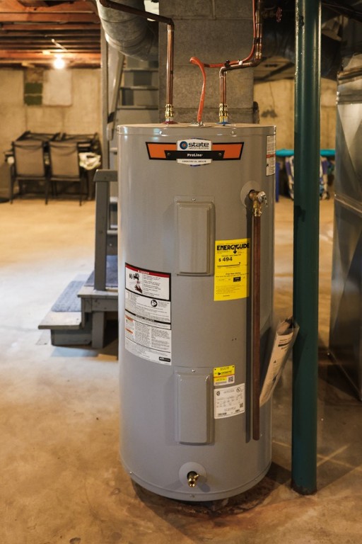 28 Whipple Avenue Westerly, RI 02891 - Photo 41 of 47