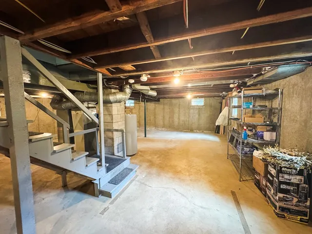 $599,999 | 28 Whipple Avenue, Westerly, RI 02891