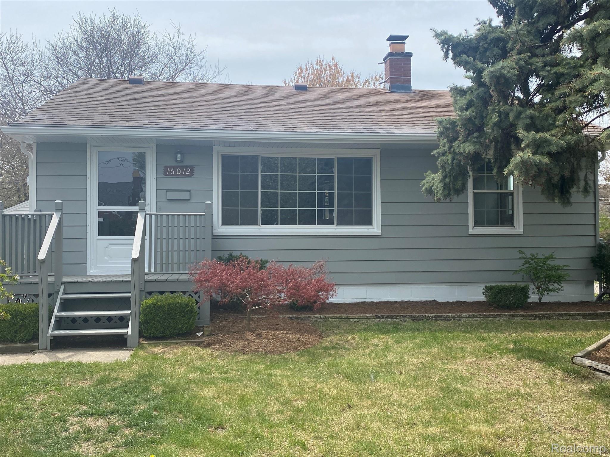 16012 Stephens Road Eastpointe, MI 48021 - Photo 22 of 33 p.jpg