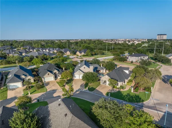 $625,000 | 5011 Fairfield Court, Bryan, TX 77802