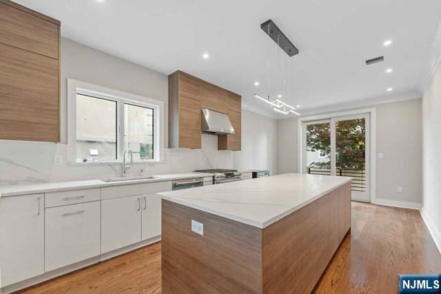 211 Warwick Avenue, Unit 1 Fort Lee, NJ 07024 - Photo 13 of 43