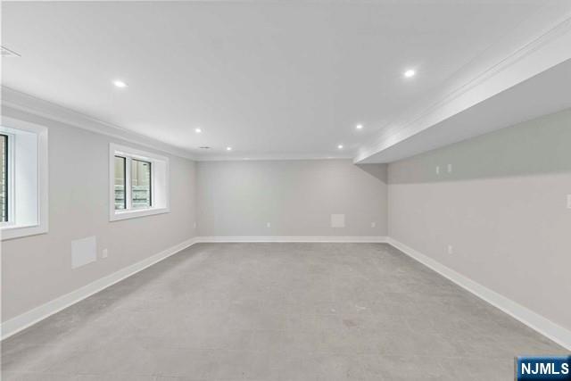 211 Warwick Avenue, Unit 1 Fort Lee, NJ 07024 - Photo 31 of 43 an empty room with windows