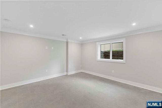 211 Warwick Avenue, Unit 1 Fort Lee, NJ 07024 - Photo 35 of 43 an empty room with a window