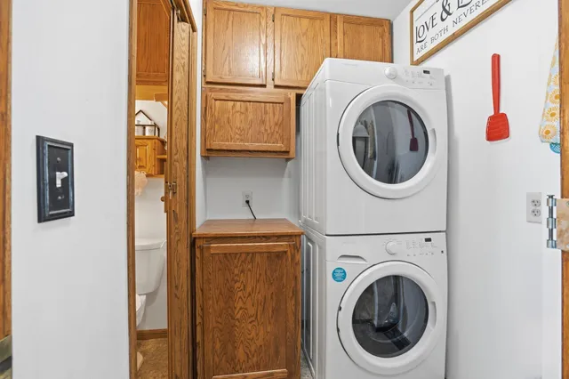 $300,000 | 1035 7th Avenue, Platteville, WI 53818