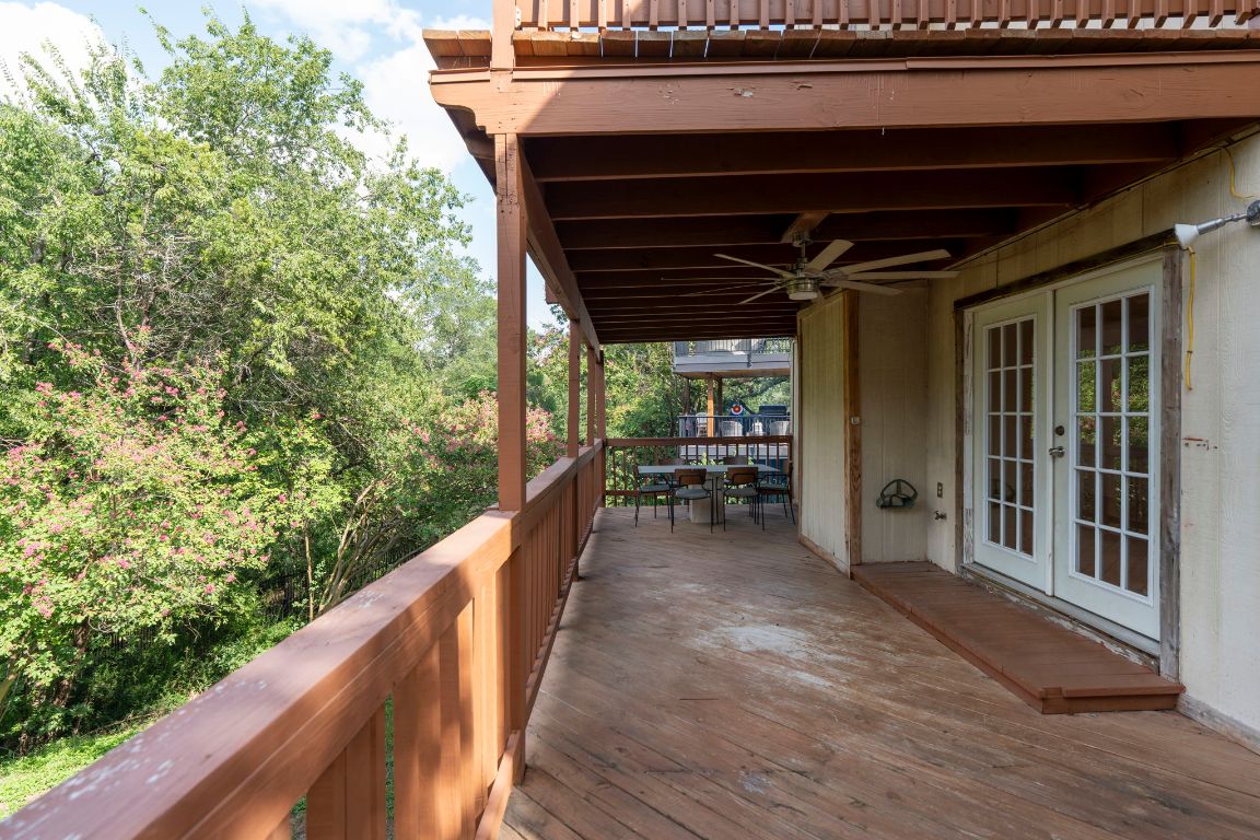 1205 Dusky Thrush Trail Austin, TX 78746 - Photo 13 of 39