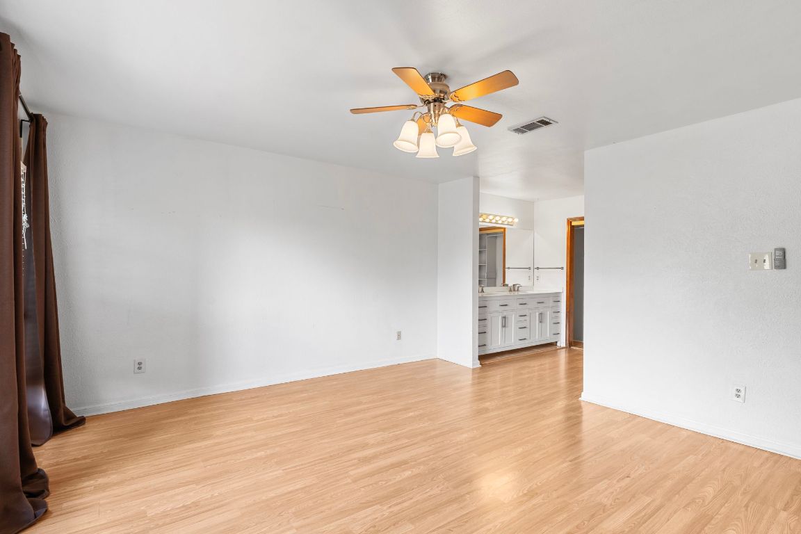 1205 Dusky Thrush Trail Austin, TX 78746 - Photo 18 of 39