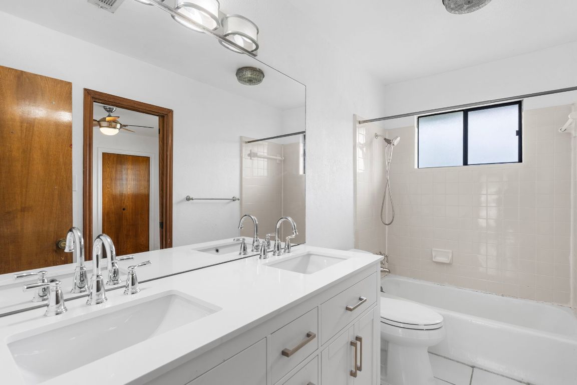 1205 Dusky Thrush Trail Austin, TX 78746 - Photo 29 of 39