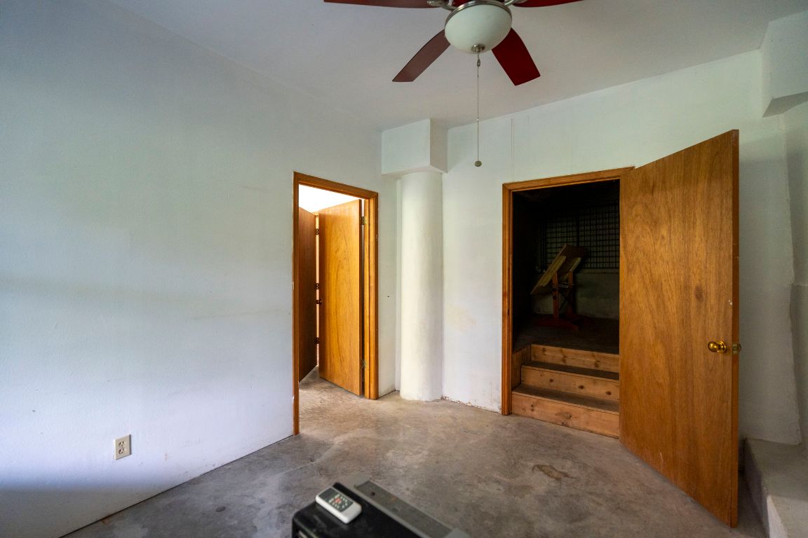 1205 Dusky Thrush Trail Austin, TX 78746 - Photo 33 of 39