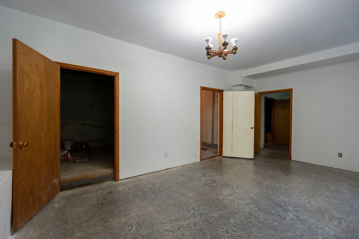 1205 Dusky Thrush Trail Austin, TX 78746 - Photo 34 of 39