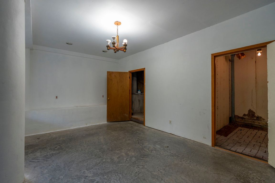 1205 Dusky Thrush Trail Austin, TX 78746 - Photo 35 of 39