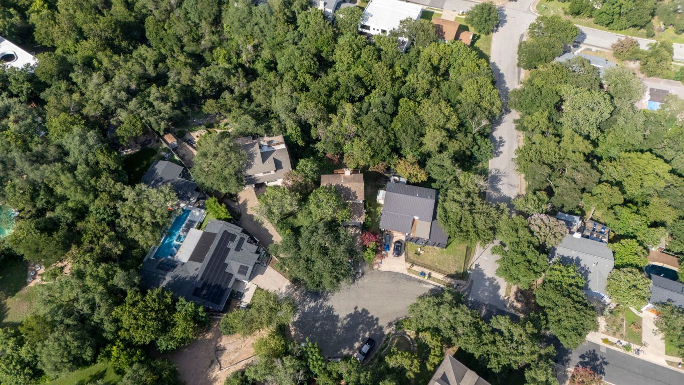 1205 Dusky Thrush Trail Austin, TX 78746 - Photo 38 of 39