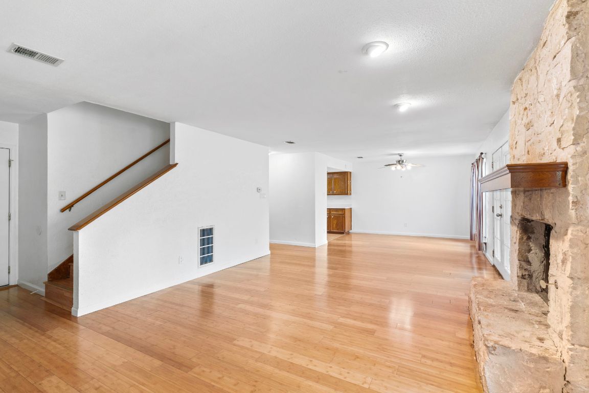 1205 Dusky Thrush Trail Austin, TX 78746 - Photo 8 of 39