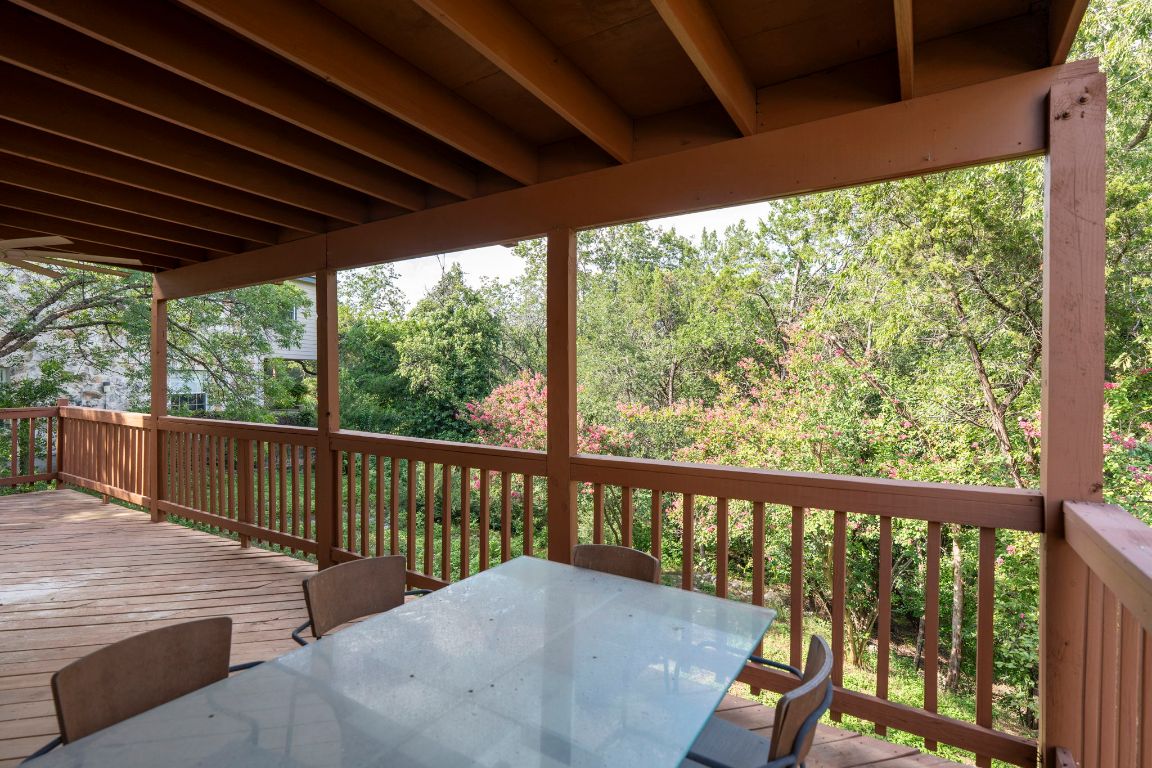 1205 Dusky Thrush Trail Austin, TX 78746 - Photo 10 of 39