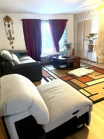 $394,900 | 23W464 Olive Court, Glendale Heights, IL 60139