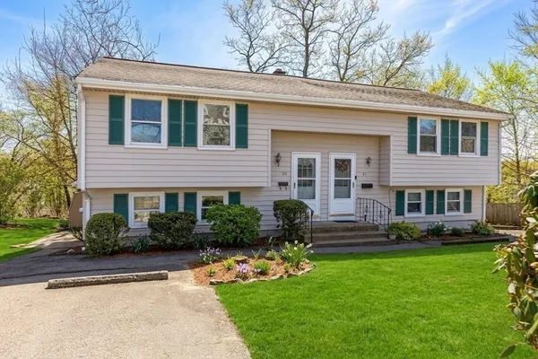 $379,900 | 80 Highview Street, Unit 80, Norwood, MA 02062