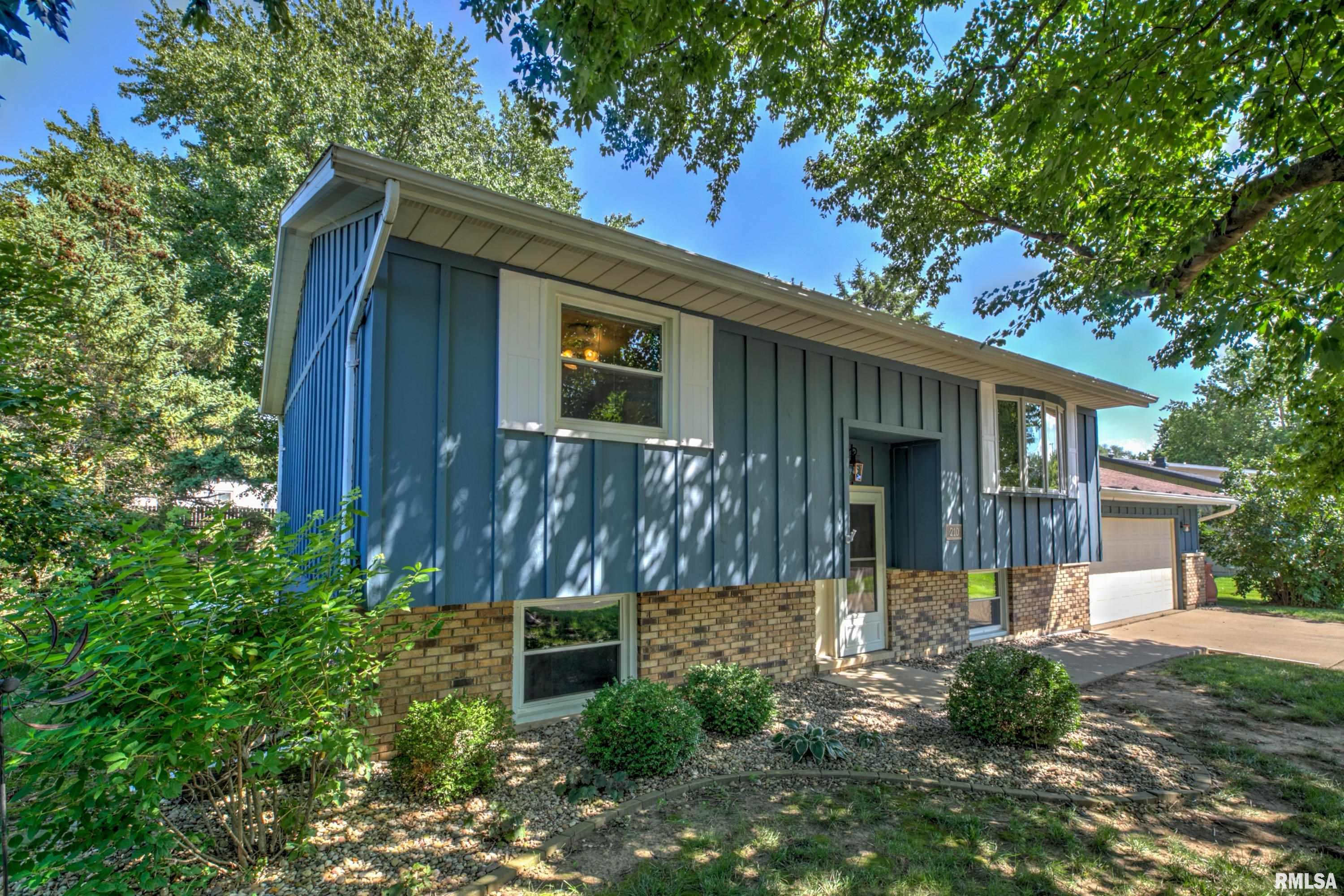 210 Dutch Lane Metamora, IL 61548 - Photo 4 of 55
